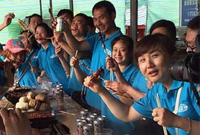 宴會開始！看我們吃的多嗨！